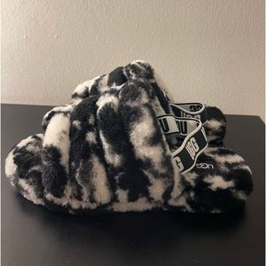 UGG Fluff Yeah Slide Marble Black and White